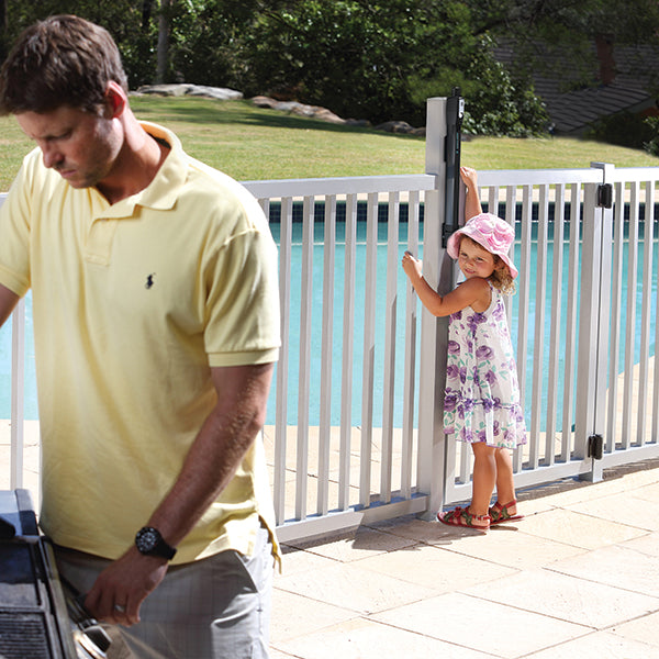 Why self-closing gate hinges are so important?